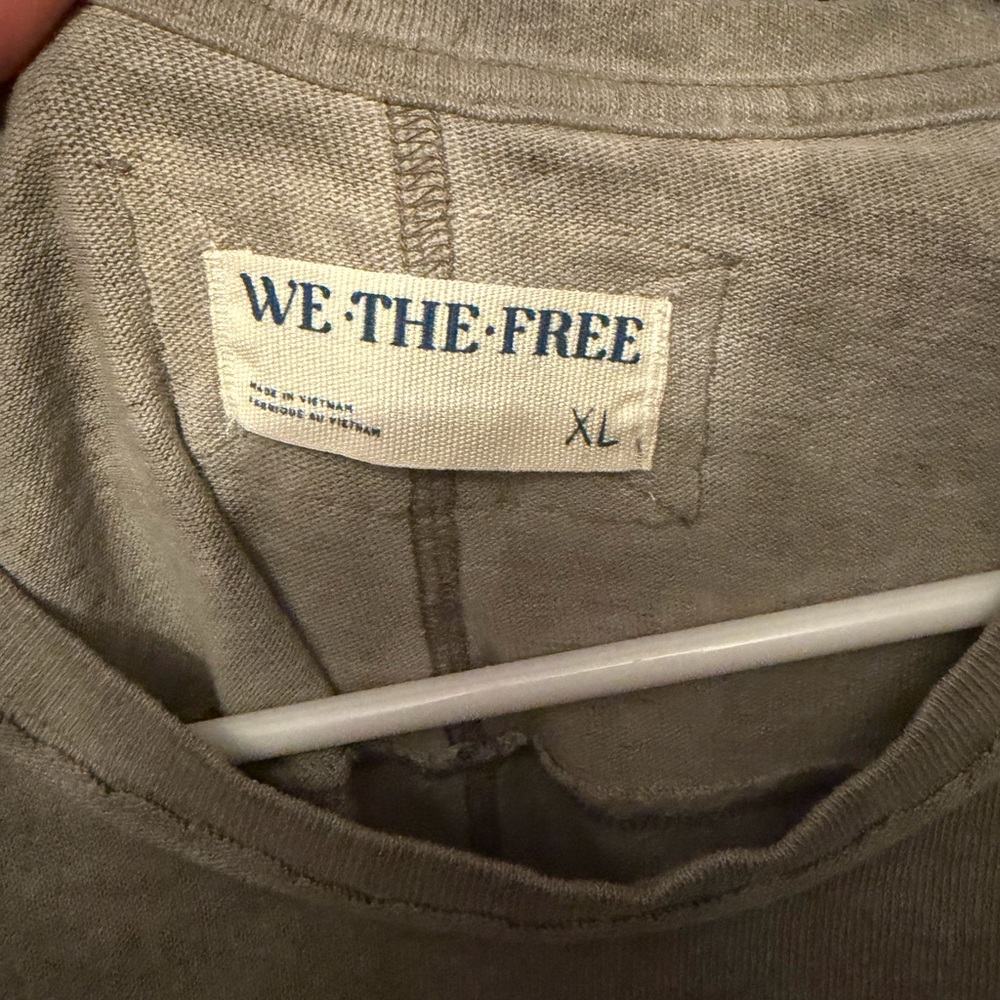 We The Free short sleeve top - Picture 2 of 5